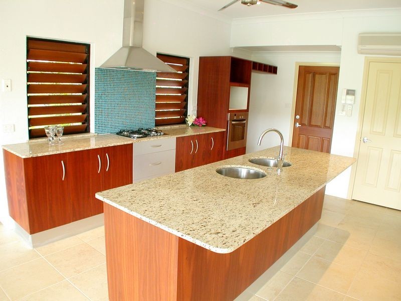 63  Mitre St, Port Douglas QLD 4877