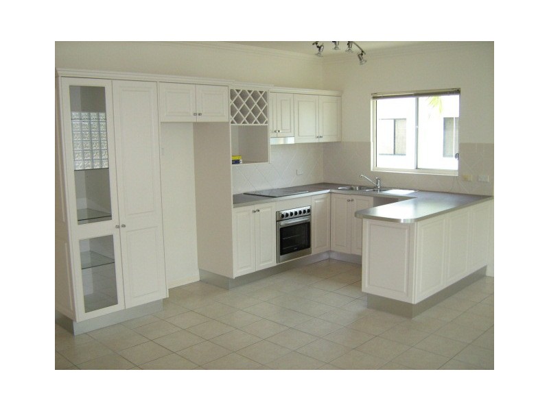 Level 2 4/27 Sims Esplanade, Yorkeys Knob QLD 4878