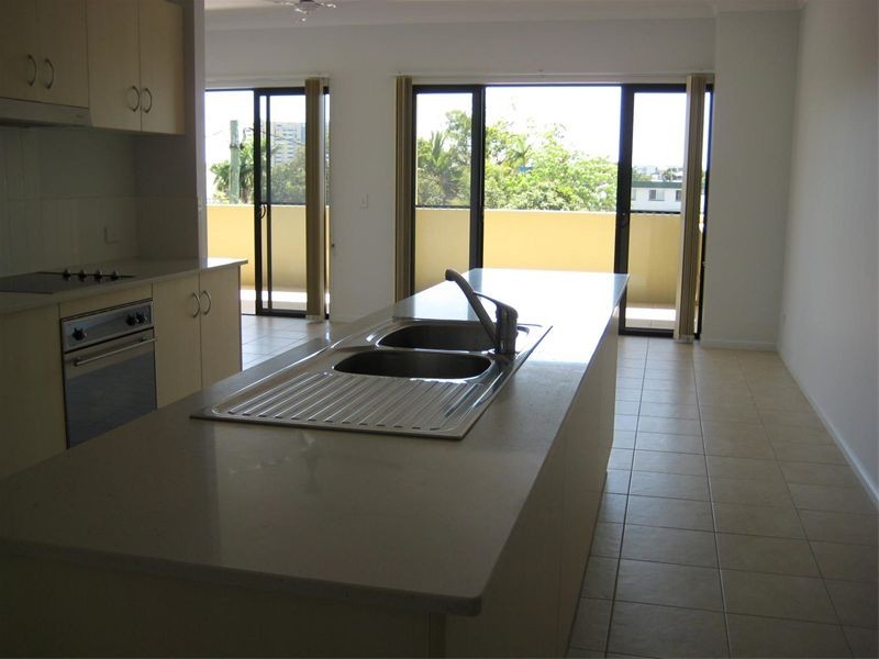 APT. 3, 93 – 95 McLeod St, Cairns QLD 4870