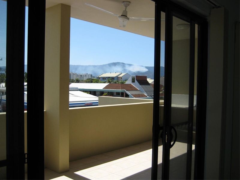 APT. 3, 93 – 95 McLeod St, Cairns QLD 4870
