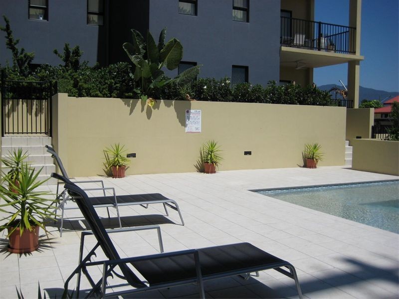 APT. 3, 93 – 95 McLeod St, Cairns QLD 4870