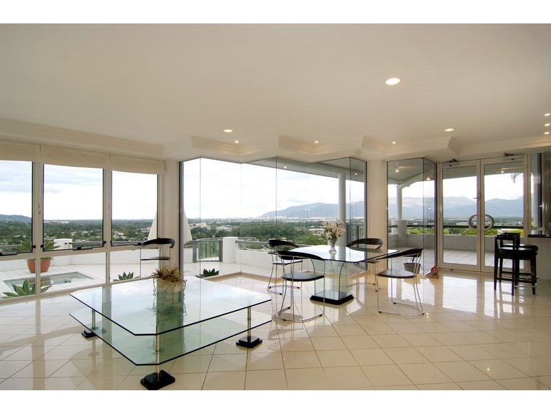 5  Grandview Cresent, Earlville QLD 4870