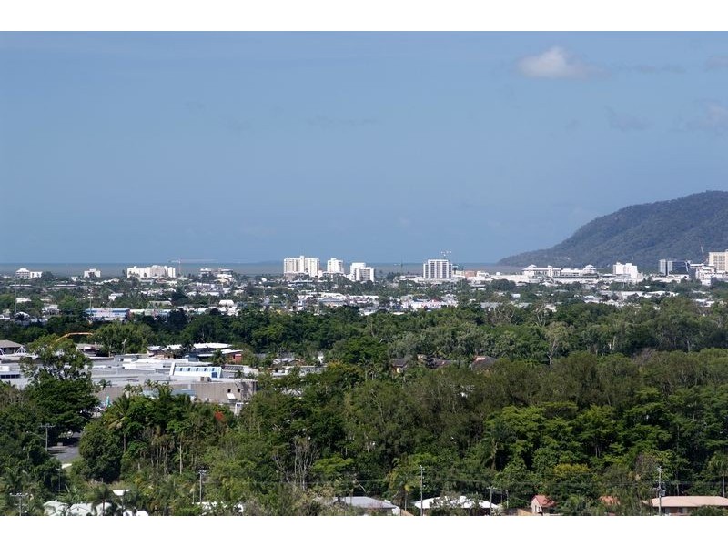 5  Grandview Cresent, Earlville QLD 4870