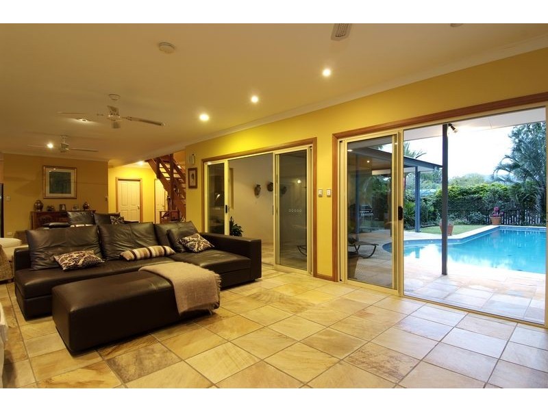 1  MAGNOLIA STREET, Holloways Beach QLD 4878