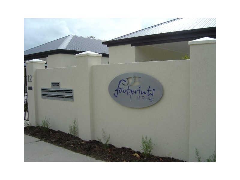 APT. 14 / 12 Oyster Court, Trinity Beach QLD 4879