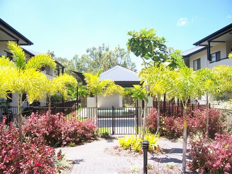 APT. 14 / 12 Oyster Court, Trinity Beach QLD 4879