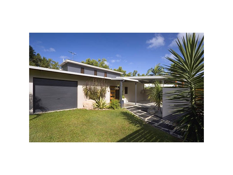 18  Evans Road, Cairns QLD 4870