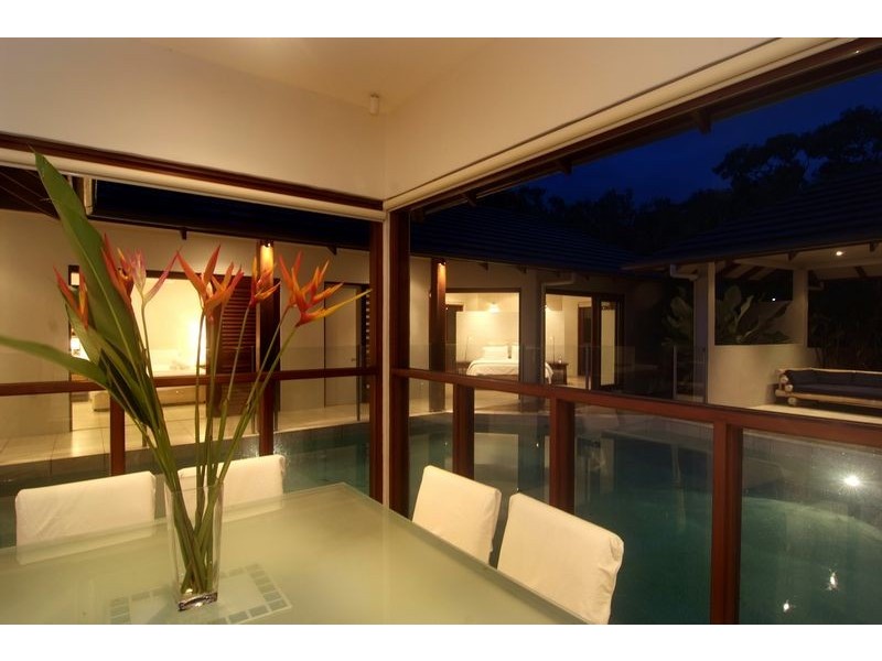 20  Barrier Street, Port Douglas QLD 4877