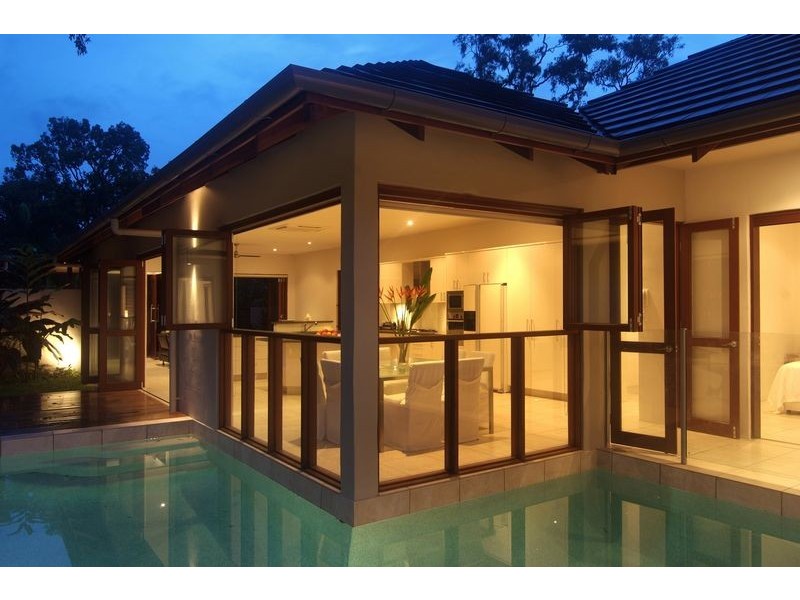 20  Barrier Street, Port Douglas QLD 4877