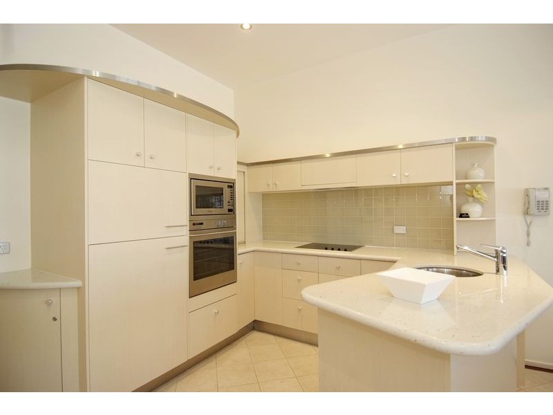 APT. 2 /    26 – 30 Macrossan Street, Port Douglas QLD 4877