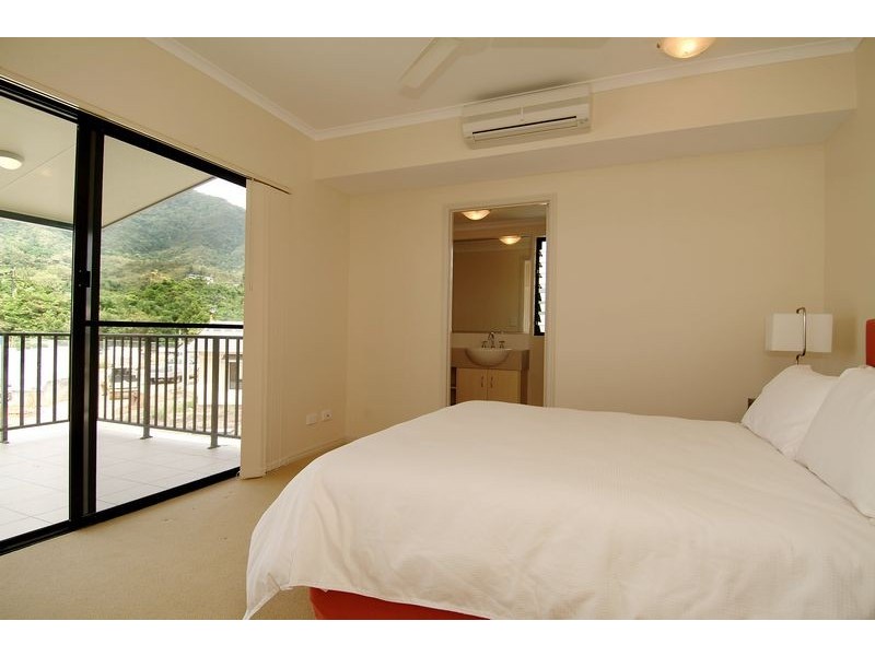 APT. 7  / 1-2 Fairweather Road, Redlynch QLD 4870