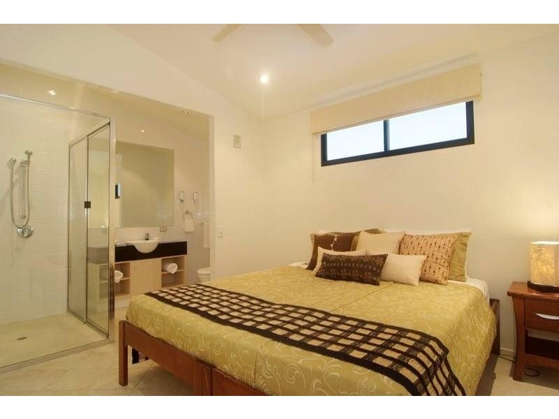 Apartment 10 Macrossan St, Port Douglas QLD 4877