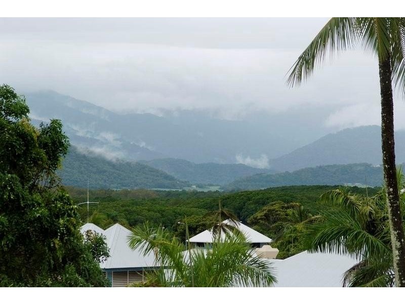 Apartment 10 Macrossan St, Port Douglas QLD 4877