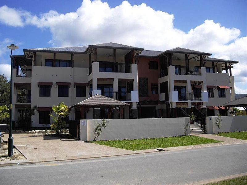 90 HARBOUR DRIVE, Trinity Park QLD 4879