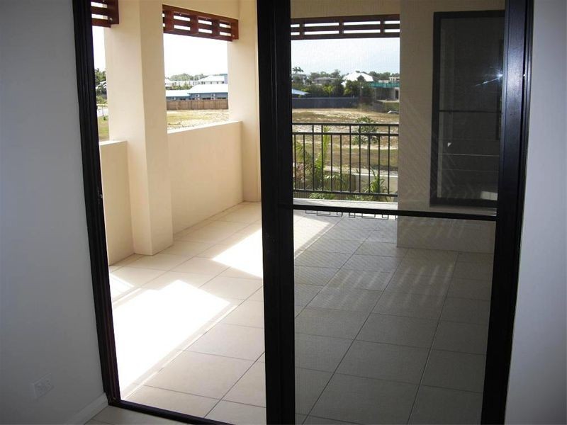 90 HARBOUR DRIVE, Trinity Park QLD 4879