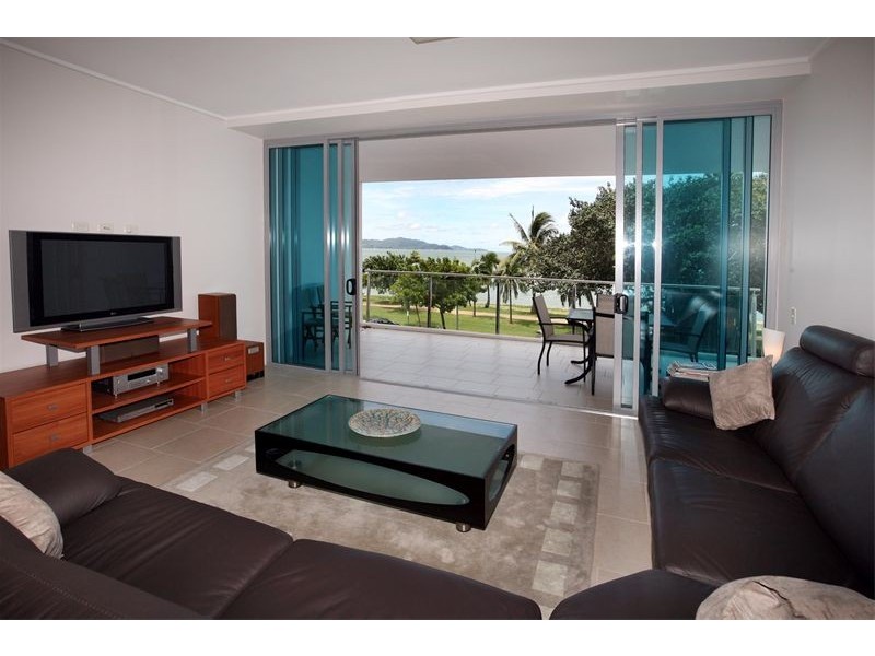 APT 205/  72 – 74 The Strand, Townsville QLD 4810