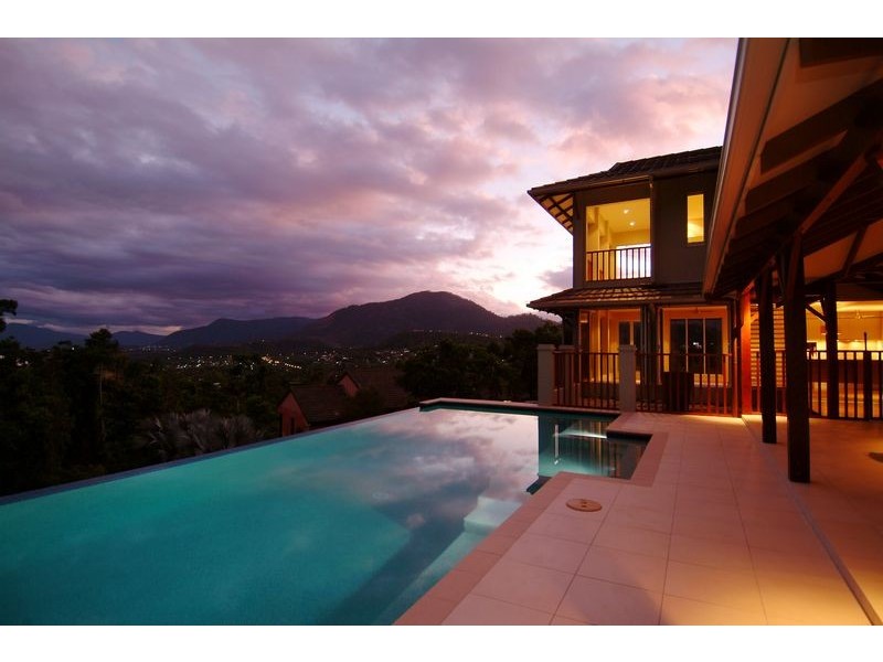 44  Gloucester Street, Cairns QLD 4870