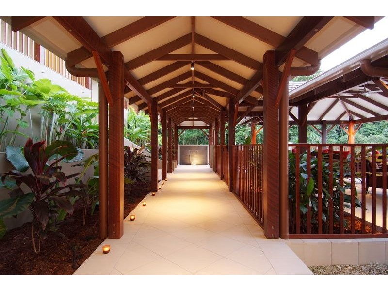 44  Gloucester Street, Cairns QLD 4870