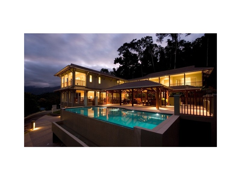 44  Gloucester Street, Cairns QLD 4870