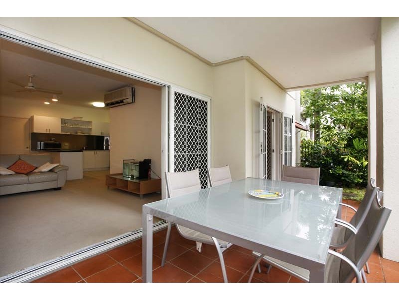 APT. 12 / 327  Lake Street, Cairns QLD 4870