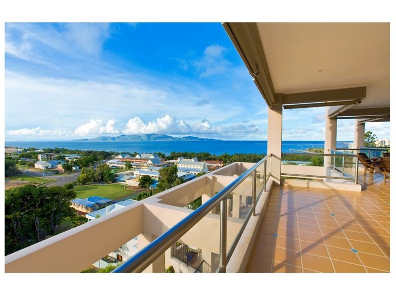 11  CLEVELAND TERRACE, Townsville QLD 4810