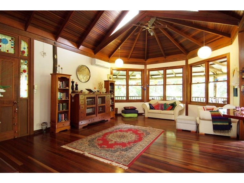 6  Charlekata Close, Freshwater QLD 4870