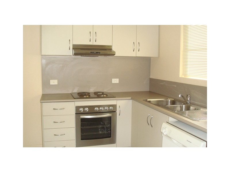 APT 9/ 263  Riverside Bvd, Douglas QLD 4814