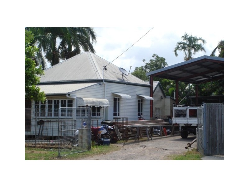 20  Perkins Street, South Townsville QLD 4810
