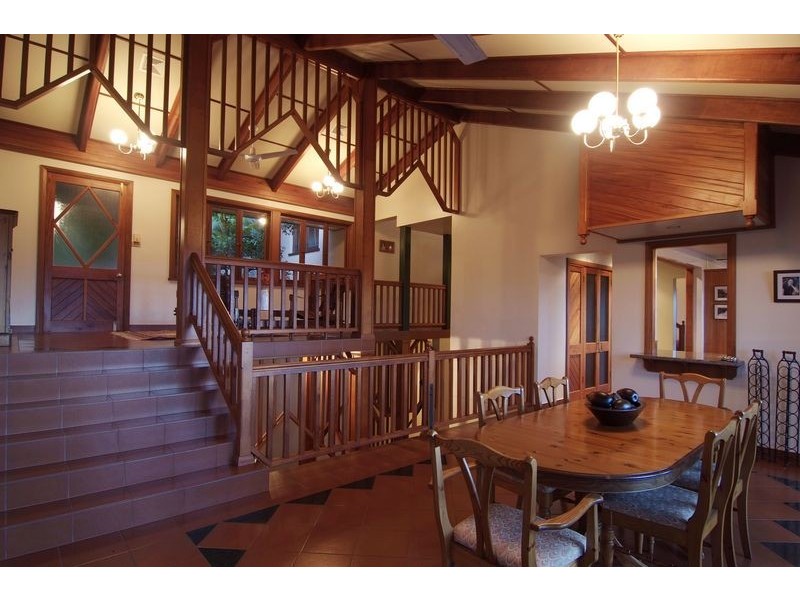 17 Amaroo Close, Smithfield QLD 4878