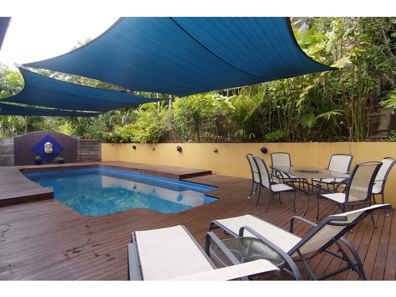 28  BELLEVUE CRESCENT, Edge Hill QLD 4870