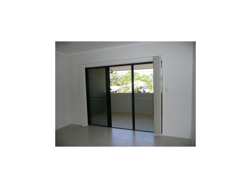 28/82-86 Martyn Street, Cairns QLD 4870