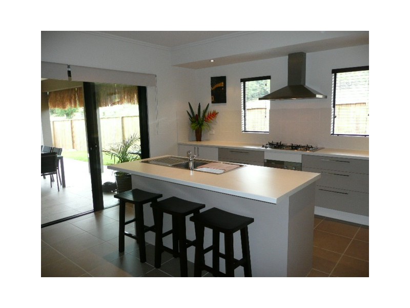 3 Rossman Road, Smithfield QLD 4878