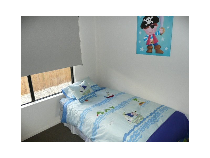 3 Rossman Road, Smithfield QLD 4878