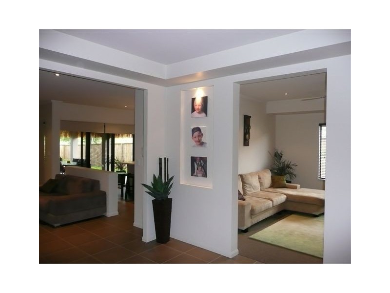 3 Rossman Road, Smithfield QLD 4878