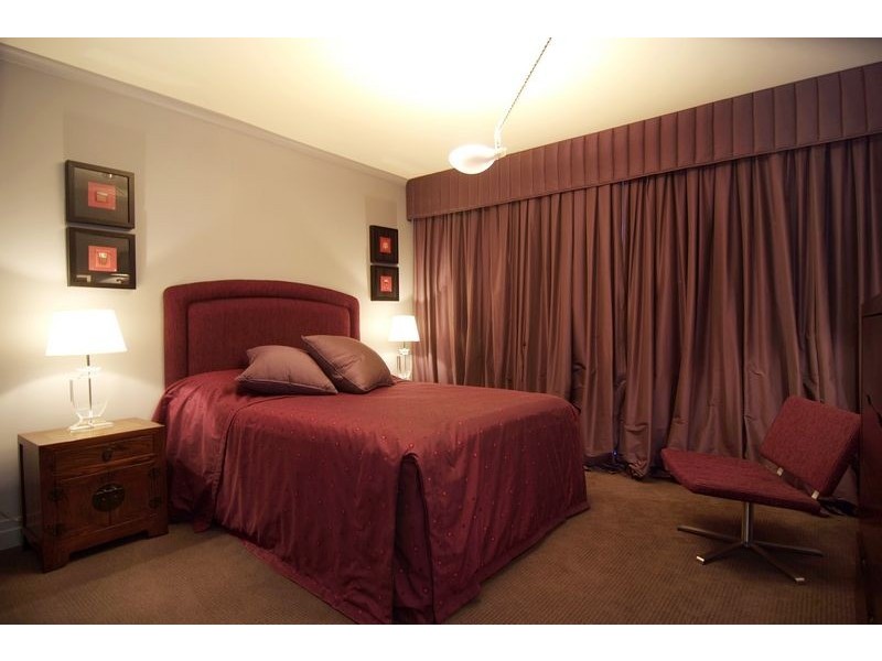 Apt. 14N / 209  Abbott St, Cairns City QLD 4870