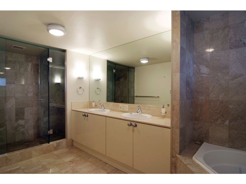 Apt. 14N / 209  Abbott St, Cairns City QLD 4870