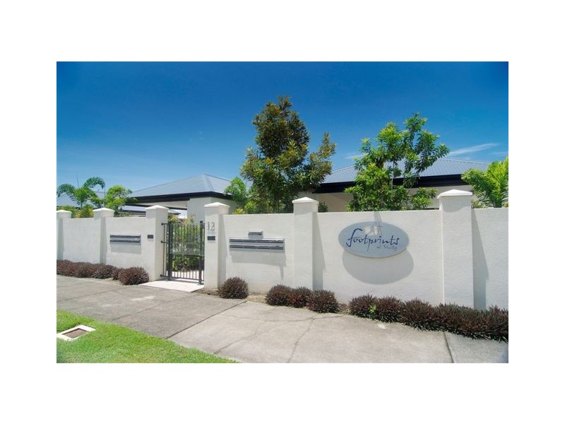 Level 1 3/12  Oyster Court, Footprints, Trinity Beach QLD 4879