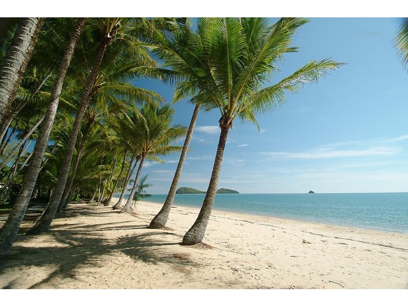 35  ANGSANA RESORT & SPA, Palm Cove QLD 4879