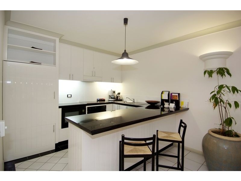 35  ANGSANA RESORT & SPA, Palm Cove QLD 4879