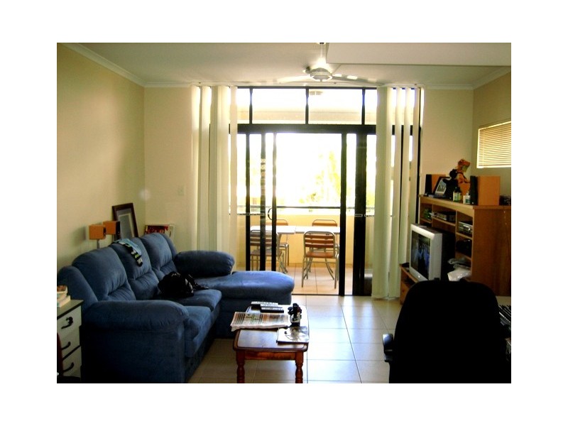 APT.14 / 243  MCLEOD STREET, Cairns North QLD 4870
