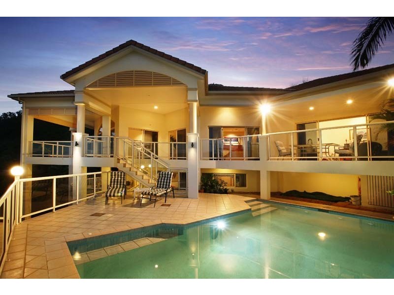 109 Summer Hill Drive, Cairns QLD 4870