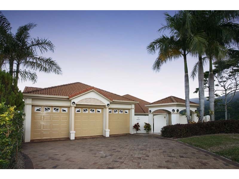 109 Summer Hill Drive, Cairns QLD 4870