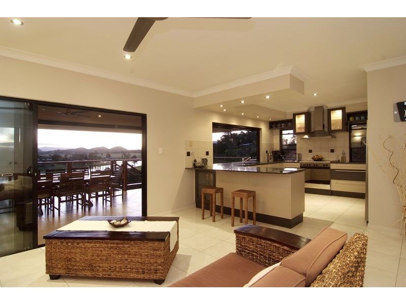 48  Platypus Close. CAIRNS HIGHLANDS., Cairns QLD 4870