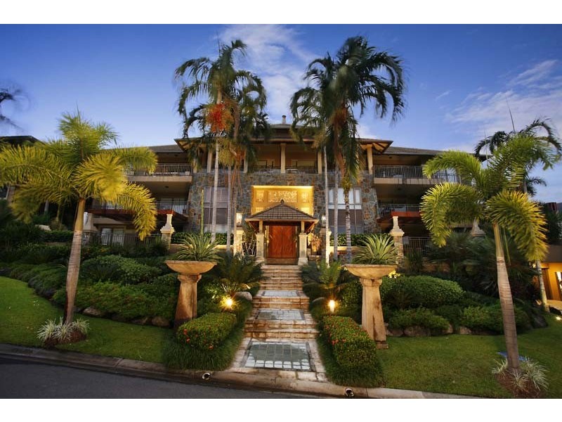 APT. 5 / 11 Colonel Cummings Drive, Palm Cove QLD 4879