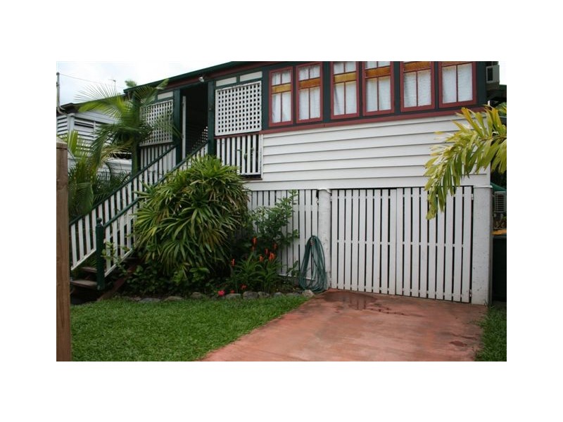 73  Martyn Street, Parramatta Park QLD 4870
