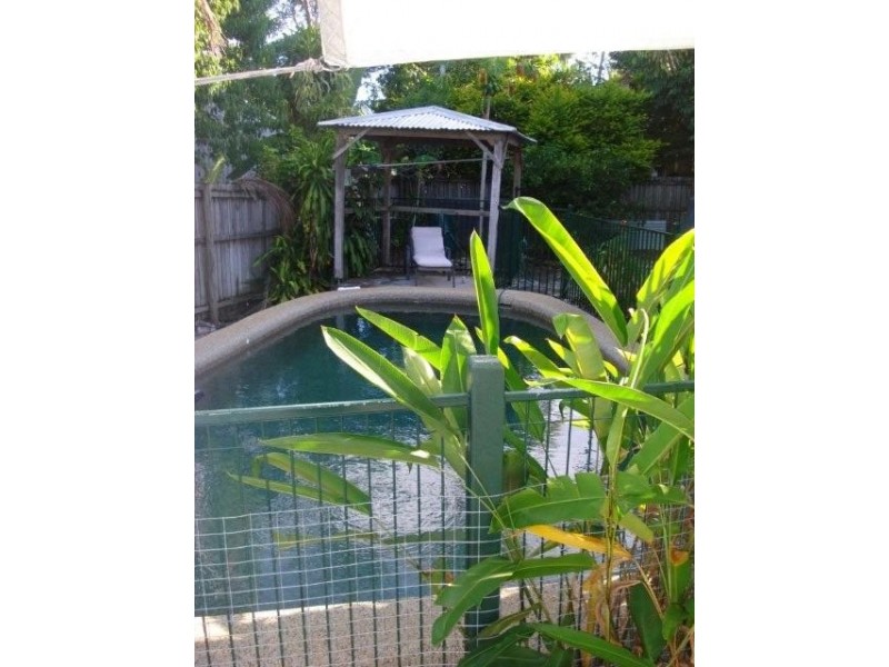 183 B O’Shea Esplanade, Machans Beach QLD 4878