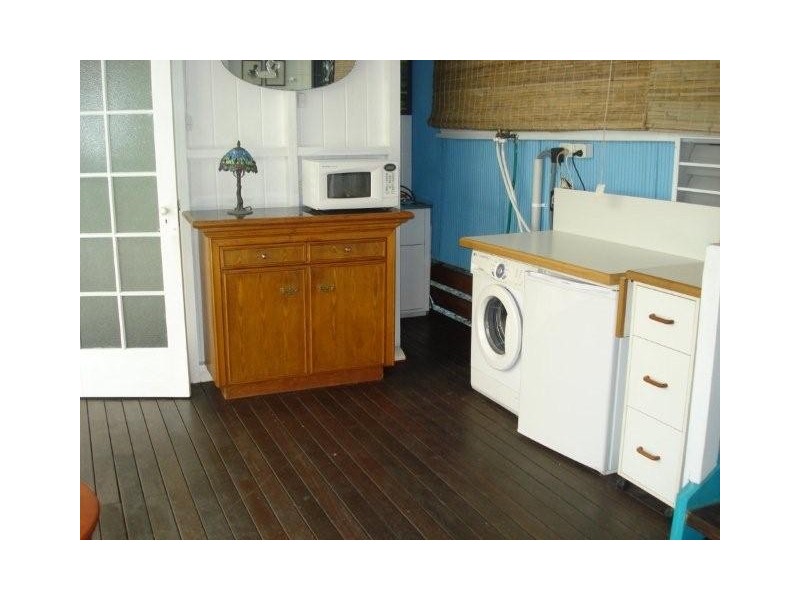 183 B O’Shea Esplanade, Machans Beach QLD 4878