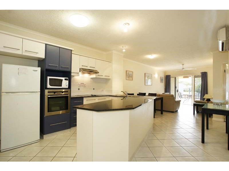 Level 1 APT. 2 /Level 1 APT. 2 / NORTH COVE The Esplanade, Cairns QLD 4870