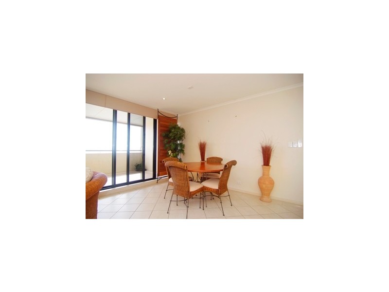 APT. 81 /  107 Esplanade, Cairns QLD 4870