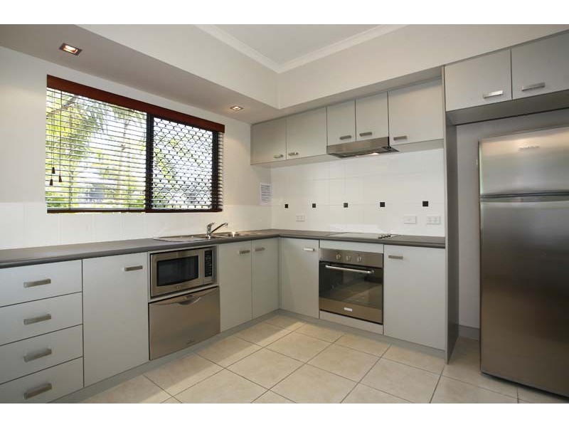 6/28  TRINITY BEACH ROAD, Trinity Beach QLD 4879